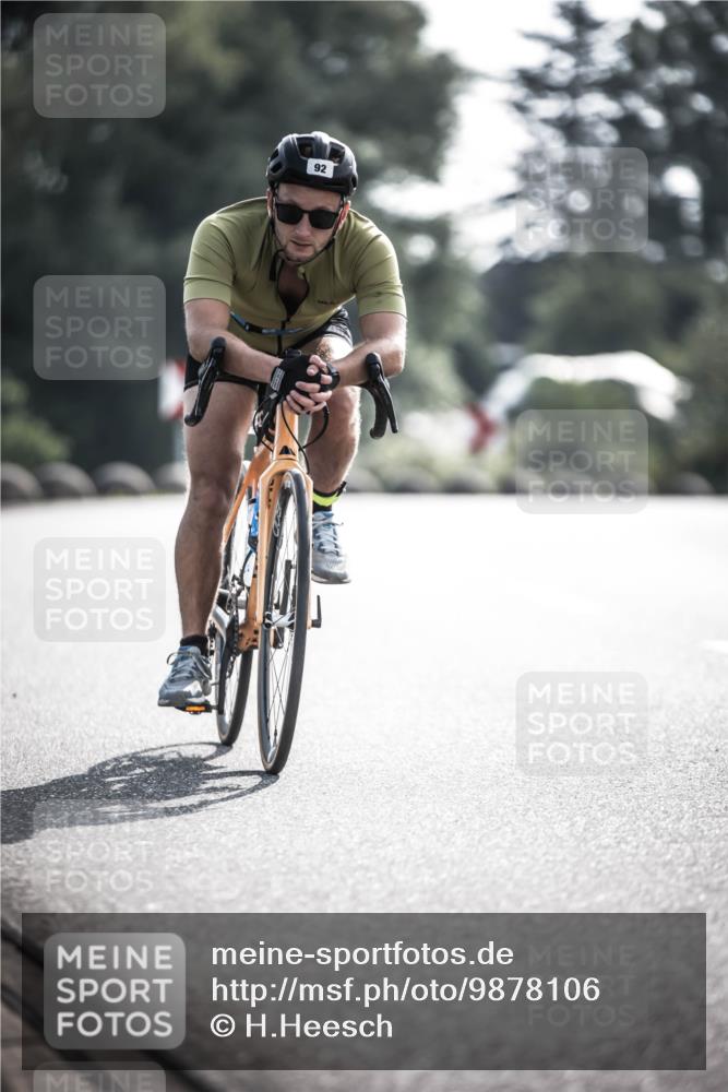 21.06.2026 - 29. Vierlanden-Triathlon H.Heesch http://msf.ph/oto/9878106 21.06.2026 09:06:15 Radfahren 92 meine-sportfotos.de