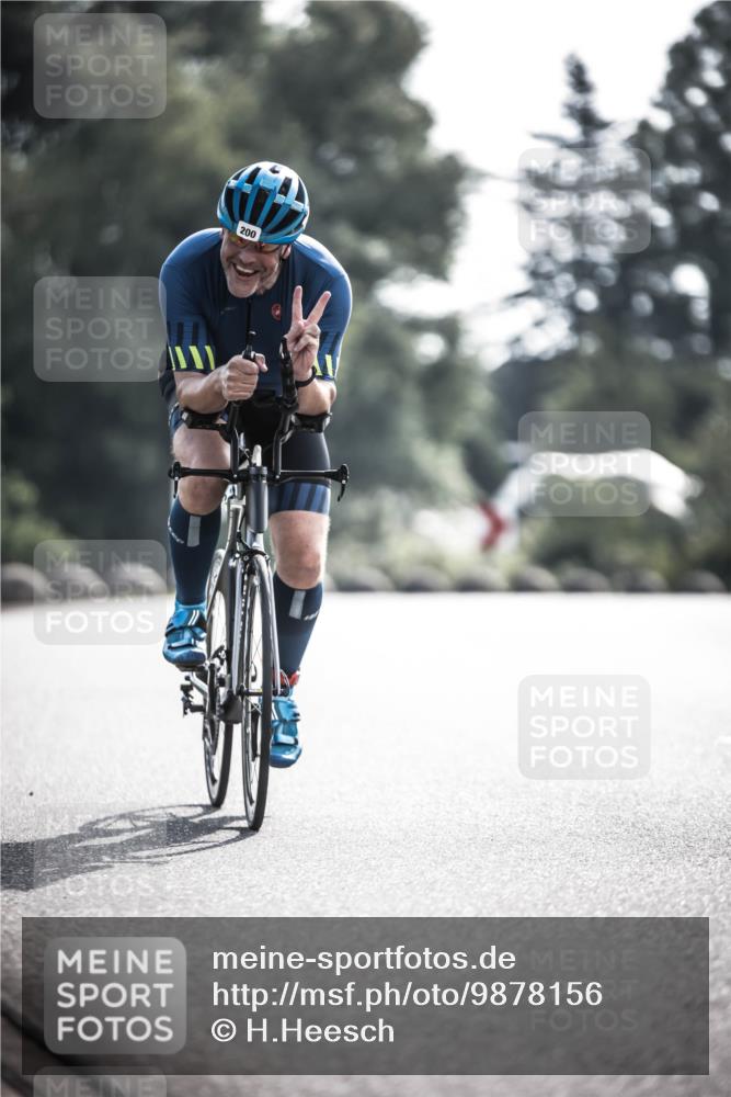 21.06.2026 - 29. Vierlanden-Triathlon H.Heesch http://msf.ph/oto/9878156 21.06.2026 09:06:57 Radfahren 200 meine-sportfotos.de