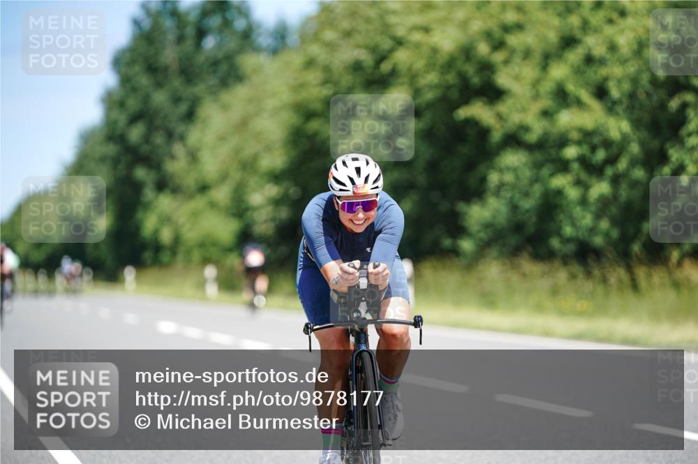 21.06.2026 - Viking Triathlon Michael Burmester http://msf.ph/oto/9878177 21.06.2026 13:06:58 Radfahren 59, 59, 321, 369, 564, 636 meine-sportfotos.de