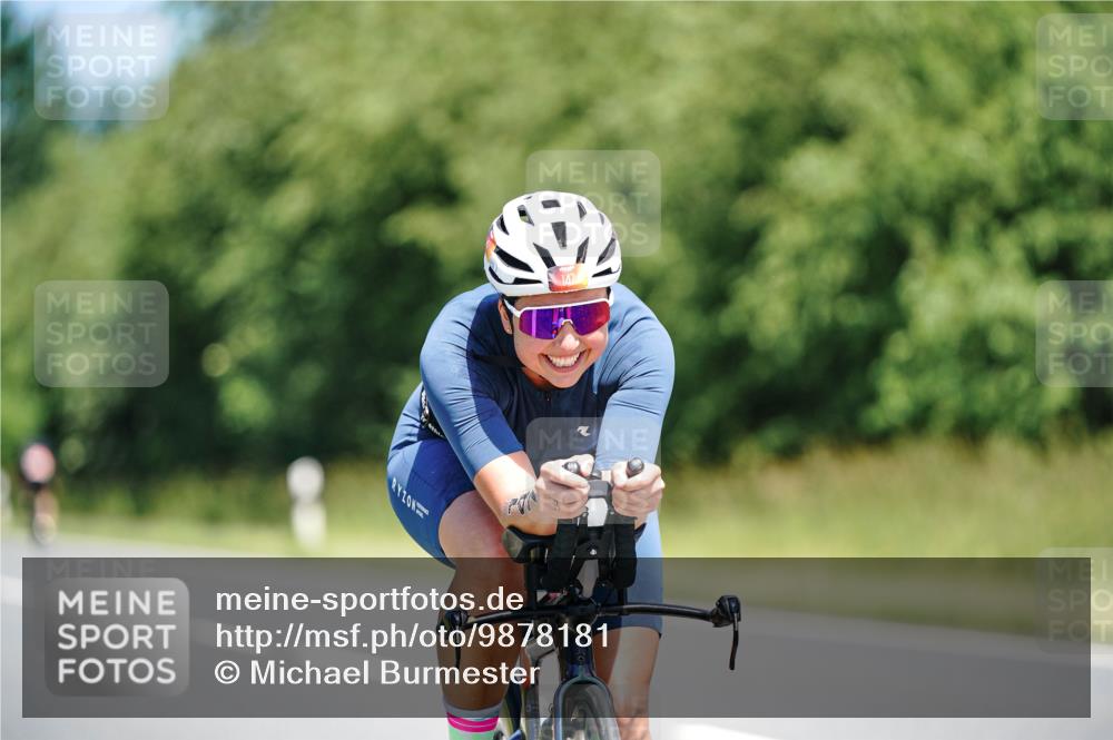 21.06.2026 - Viking Triathlon Michael Burmester http://msf.ph/oto/9878181 21.06.2026 13:06:59 Radfahren 59, 59, 321, 369, 564 meine-sportfotos.de