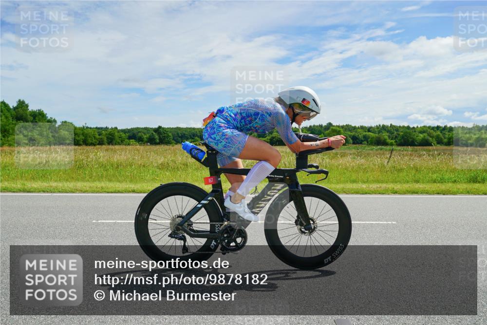 21.06.2026 - Viking Triathlon Michael Burmester http://msf.ph/oto/9878182 21.06.2026 12:14:37 Radfahren 2, 19, 167, 197, 417, 528, 616, 667 meine-sportfotos.de