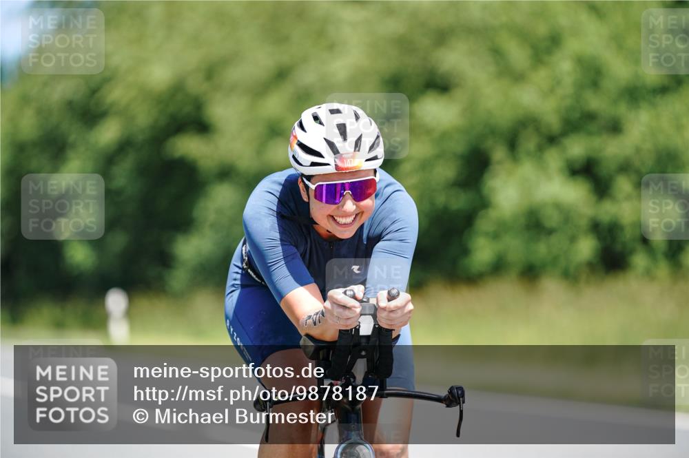 21.06.2026 - Viking Triathlon Michael Burmester http://msf.ph/oto/9878187 21.06.2026 13:06:59 Radfahren 59, 59, 321, 369, 564 meine-sportfotos.de