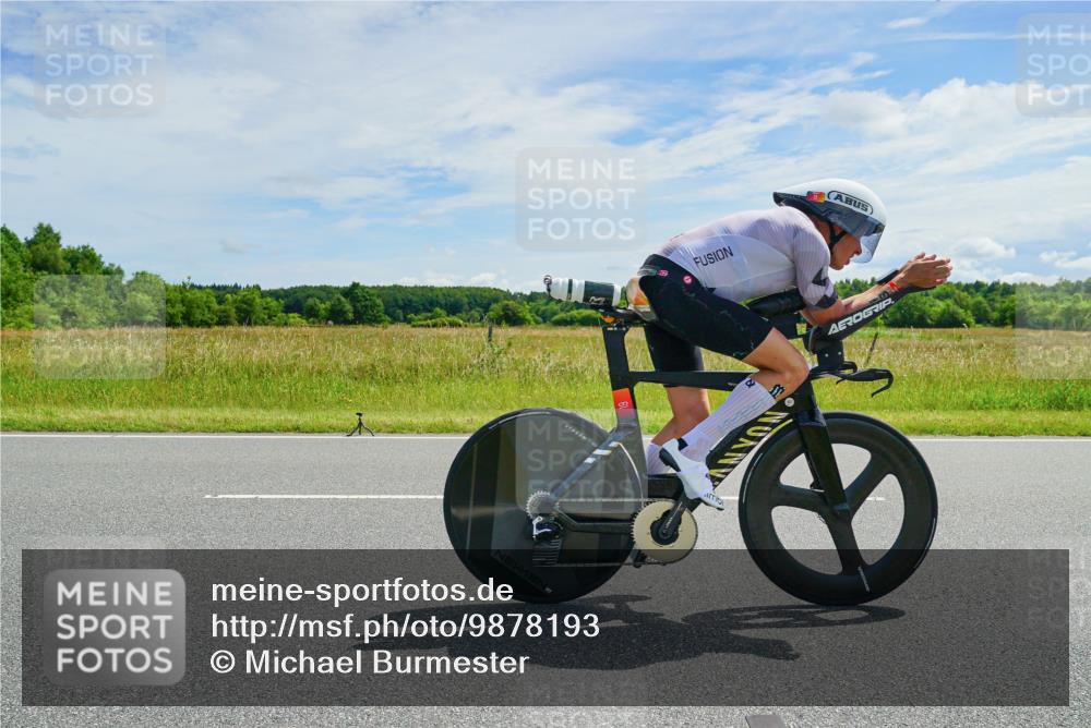 21.06.2026 - Viking Triathlon Michael Burmester http://msf.ph/oto/9878193 21.06.2026 12:14:50 Radfahren 2, 19, 160, 182, 342, 417, 492, 493, 667 meine-sportfotos.de