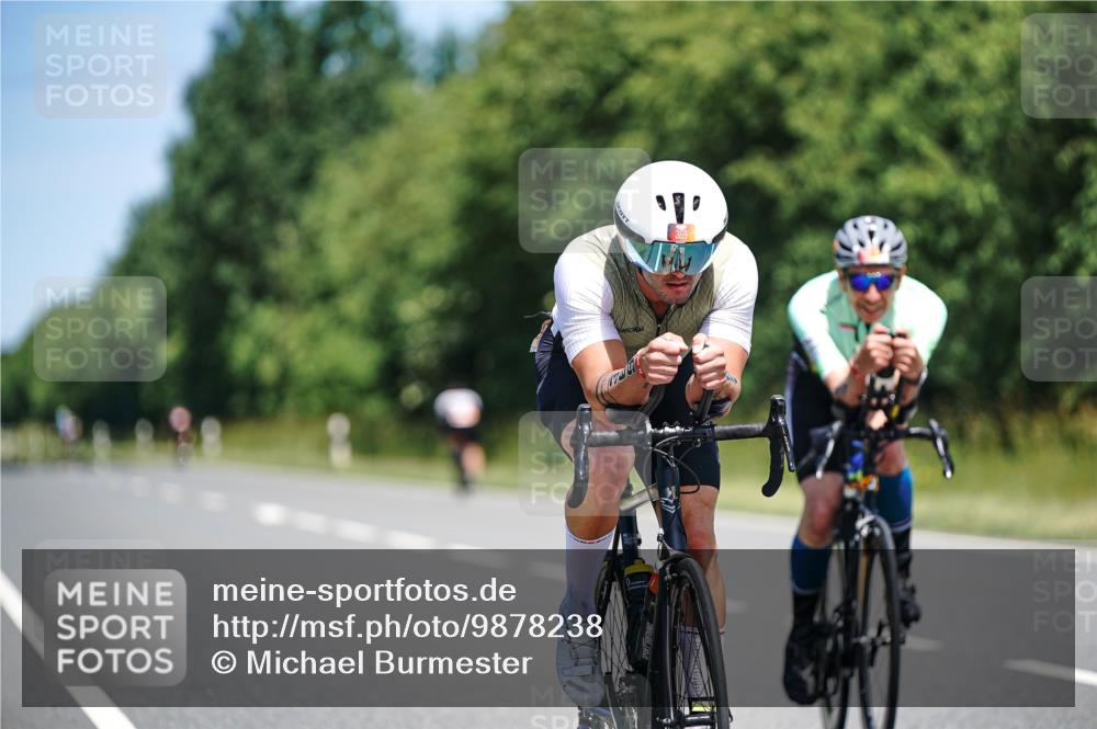 21.06.2026 - Viking Triathlon Michael Burmester http://msf.ph/oto/9878238 21.06.2026 13:07:07 Radfahren 59, 59, 321, 345, 369, 564 meine-sportfotos.de