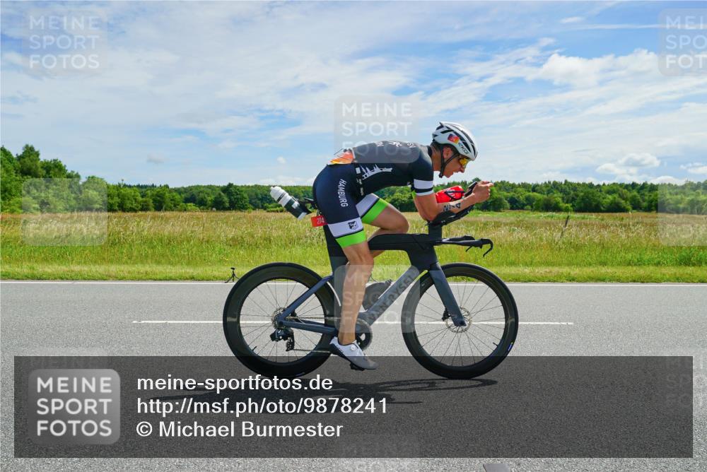21.06.2026 - Viking Triathlon Michael Burmester http://msf.ph/oto/9878241 21.06.2026 12:15:22 Radfahren 59, 69, 85, 88, 135, 152, 274, 297, 403, 430, 497, 614, 614 meine-sportfotos.de