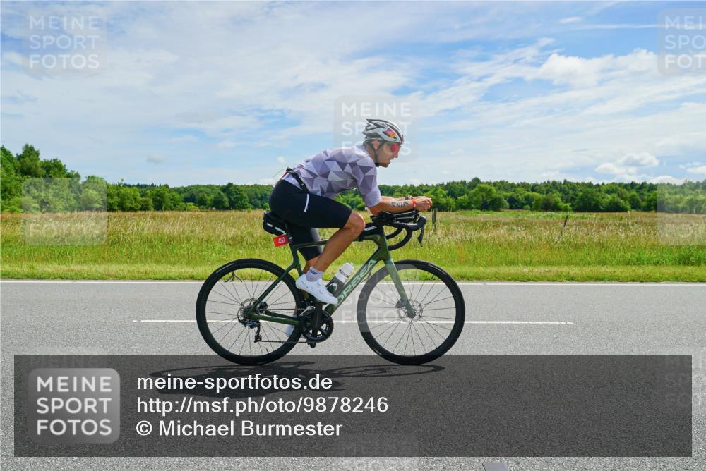 21.06.2026 - Viking Triathlon Michael Burmester http://msf.ph/oto/9878246 21.06.2026 12:15:22 Radfahren 59, 69, 85, 88, 135, 152, 274, 297, 403, 430, 497, 614, 614 meine-sportfotos.de