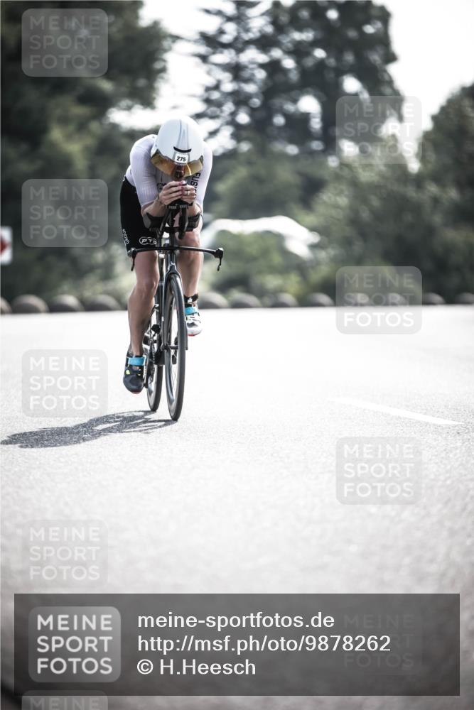 21.06.2026 - 29. Vierlanden-Triathlon H.Heesch http://msf.ph/oto/9878262 21.06.2026 09:07:22 Radfahren 60, 275 meine-sportfotos.de