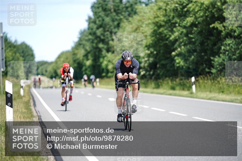 21.06.2026 - Viking Triathlon Michael Burmester http://msf.ph/oto/9878280 21.06.2026 13:07:25 Radfahren 59, 70, 345 meine-sportfotos.de