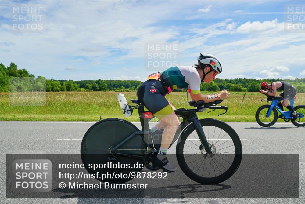 21.06.2026 - Viking Triathlon Michael Burmester http://msf.ph/oto/9878292 21.06.2026 12:16:05 Radfahren 178, 184, 195, 248, 347, 377, 394, 405, 521, 551, 590, 603, 651 meine-sportfotos.de