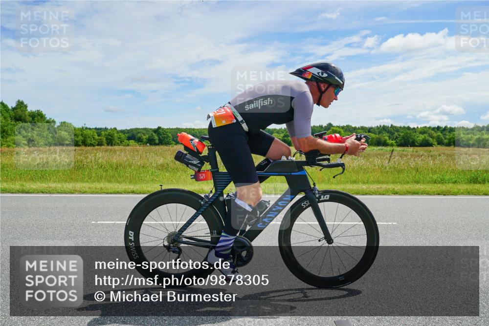 21.06.2026 - Viking Triathlon Michael Burmester http://msf.ph/oto/9878305 21.06.2026 12:16:11 Radfahren 22, 178, 184, 195, 248, 264, 333, 347, 377, 405, 405, 511, 521, 590, 603, 651 meine-sportfotos.de