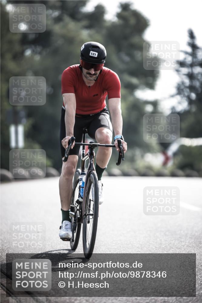 21.06.2026 - 29. Vierlanden-Triathlon H.Heesch http://msf.ph/oto/9878346 21.06.2026 09:07:38 Radfahren 121 meine-sportfotos.de