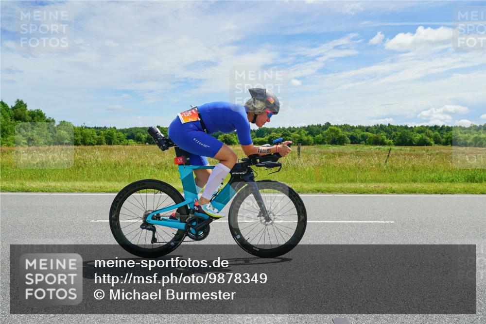 21.06.2026 - Viking Triathlon Michael Burmester http://msf.ph/oto/9878349 21.06.2026 12:16:53 Radfahren 47, 81, 193, 229, 242, 278, 300, 311, 311, 453, 466, 479, 524, 536, 537 meine-sportfotos.de