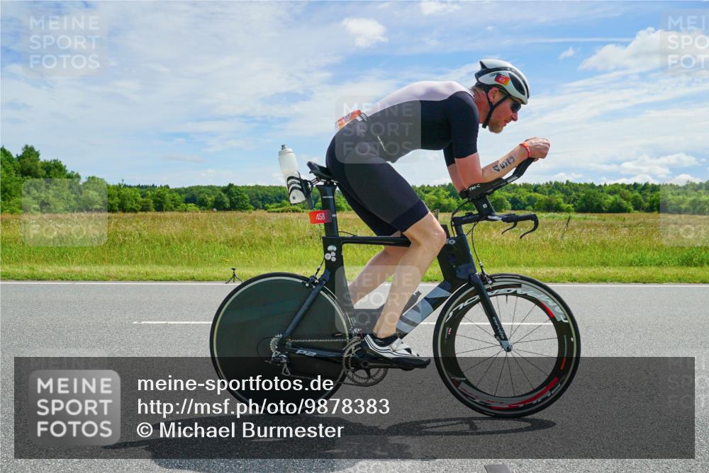 21.06.2026 - Viking Triathlon Michael Burmester http://msf.ph/oto/9878383 21.06.2026 12:17:58 Radfahren 200, 253, 285, 354, 354, 363, 404, 439, 440, 458, 461, 539, 568, 576, 604 meine-sportfotos.de