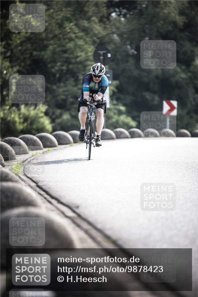21.06.2026 - 29. Vierlanden-Triathlon H.Heesch http://msf.ph/oto/9878423 21.06.2026 09:07:56 Radfahren 213 meine-sportfotos.de