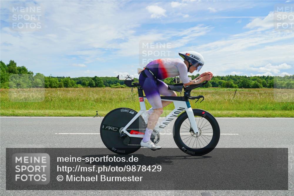 21.06.2026 - Viking Triathlon Michael Burmester http://msf.ph/oto/9878429 21.06.2026 12:18:21 Radfahren 5, 25, 423, 448, 520, 520, 547, 575, 633, 636 meine-sportfotos.de