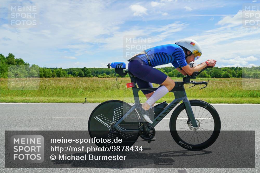 21.06.2026 - Viking Triathlon Michael Burmester http://msf.ph/oto/9878434 21.06.2026 12:18:23 Radfahren 5, 25, 43, 423, 448, 520, 520, 547, 575, 623, 633, 636 meine-sportfotos.de