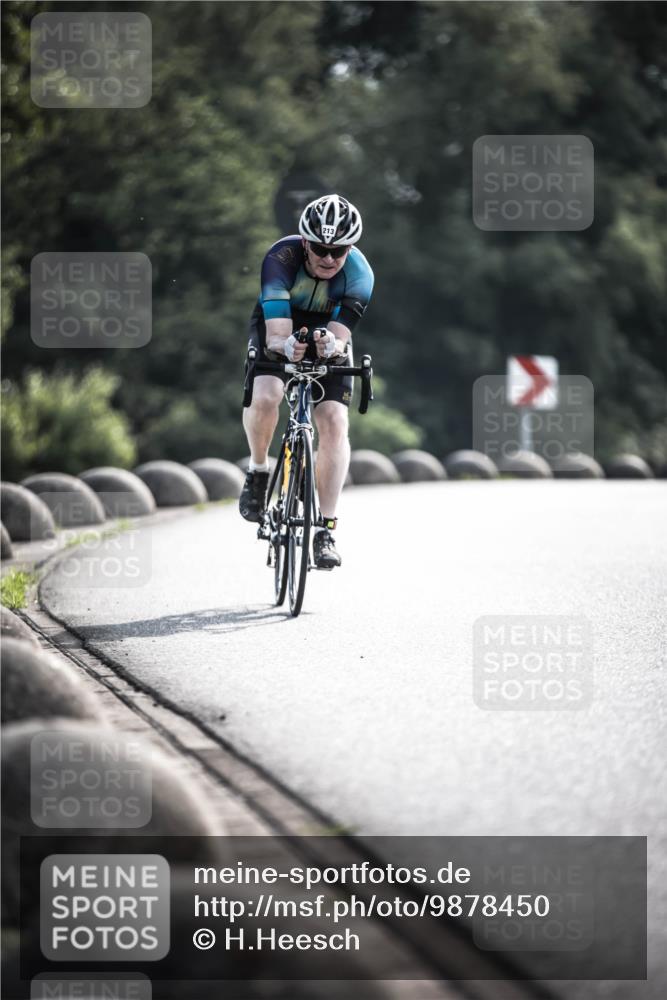 21.06.2026 - 29. Vierlanden-Triathlon H.Heesch http://msf.ph/oto/9878450 21.06.2026 09:07:56 Radfahren 213 meine-sportfotos.de