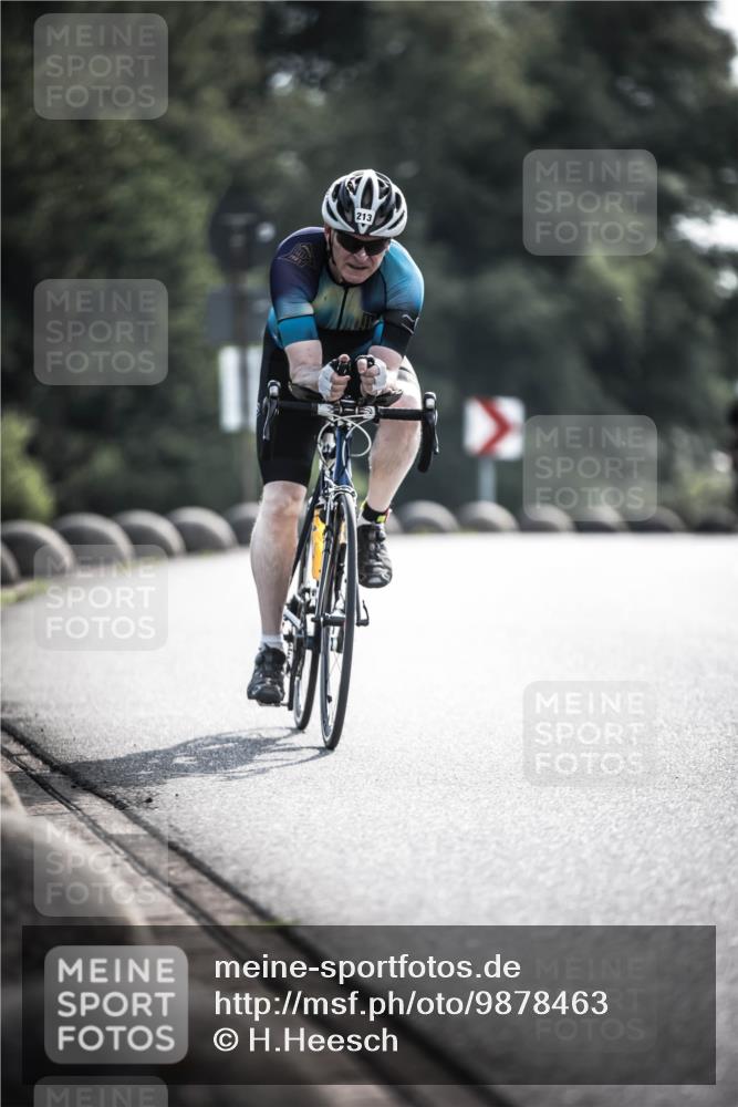 21.06.2026 - 29. Vierlanden-Triathlon H.Heesch http://msf.ph/oto/9878463 21.06.2026 09:07:57 Radfahren 93, 213 meine-sportfotos.de