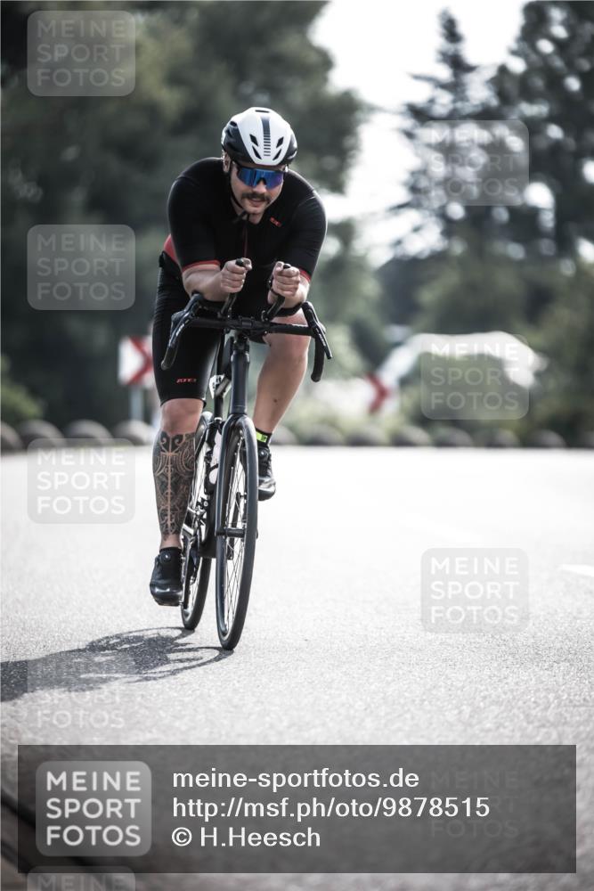 21.06.2026 - 29. Vierlanden-Triathlon H.Heesch http://msf.ph/oto/9878515 21.06.2026 09:08:04 Radfahren 52, 93 meine-sportfotos.de