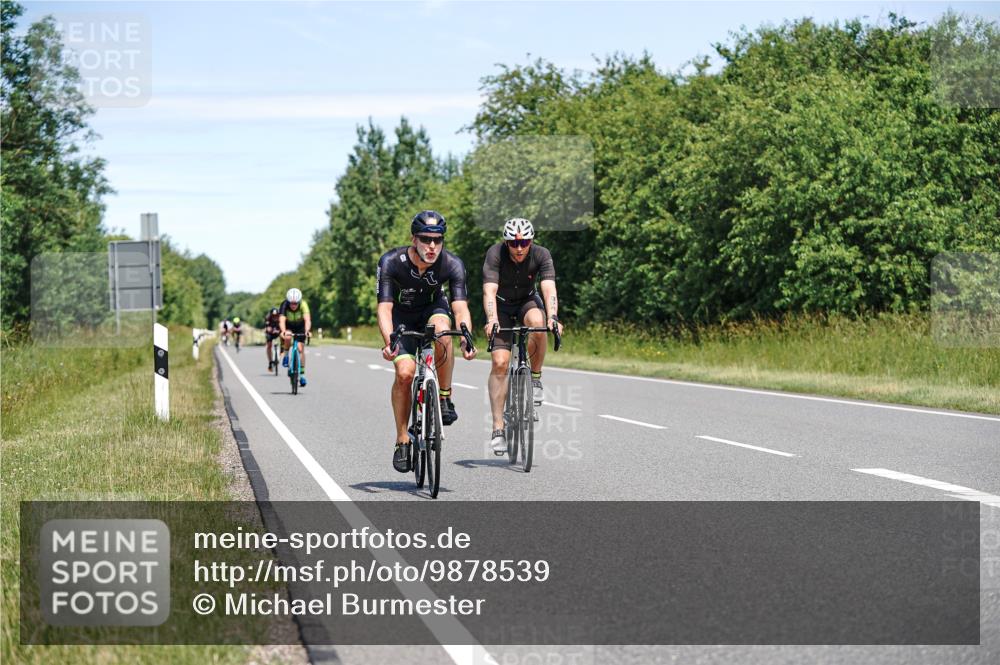 21.06.2026 - Viking Triathlon Michael Burmester http://msf.ph/oto/9878539 21.06.2026 13:08:28 Radfahren 134, 158, 182, 183, 207, 318, 324, 325, 398, 399, 505 meine-sportfotos.de