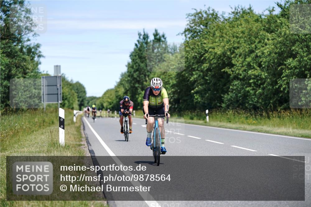 21.06.2026 - Viking Triathlon Michael Burmester http://msf.ph/oto/9878564 21.06.2026 13:08:31 Radfahren 134, 158, 182, 183, 207, 318, 324, 325, 398, 399, 505 meine-sportfotos.de