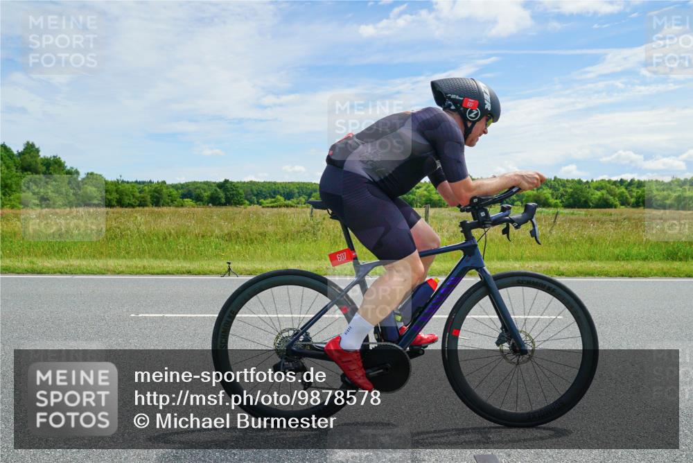 21.06.2026 - Viking Triathlon Michael Burmester http://msf.ph/oto/9878578 21.06.2026 12:20:55 Radfahren 13, 339, 344, 375, 395, 398, 400, 607, 628 meine-sportfotos.de