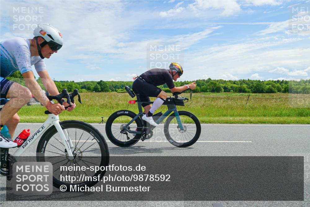 21.06.2026 - Viking Triathlon Michael Burmester http://msf.ph/oto/9878592 21.06.2026 12:21:03 Radfahren 13, 339, 375, 395, 400, 628, 643 meine-sportfotos.de