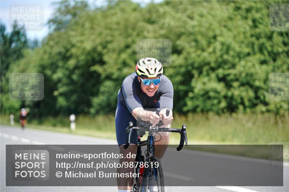 21.06.2026 - Viking Triathlon Michael Burmester http://msf.ph/oto/9878619 21.06.2026 13:08:39 Radfahren 182, 183, 207, 207, 318, 324, 325, 398, 439 meine-sportfotos.de