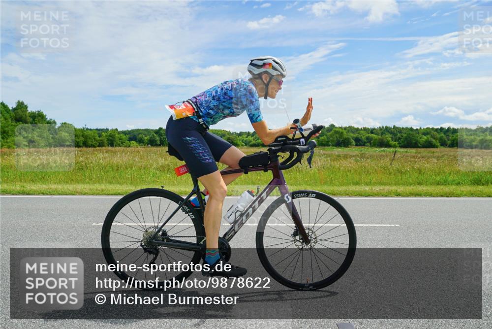 21.06.2026 - Viking Triathlon Michael Burmester http://msf.ph/oto/9878622 21.06.2026 12:21:38 Radfahren 100, 102, 147, 161, 214, 234, 249, 275, 399, 465, 475, 505, 508, 624, 650 meine-sportfotos.de