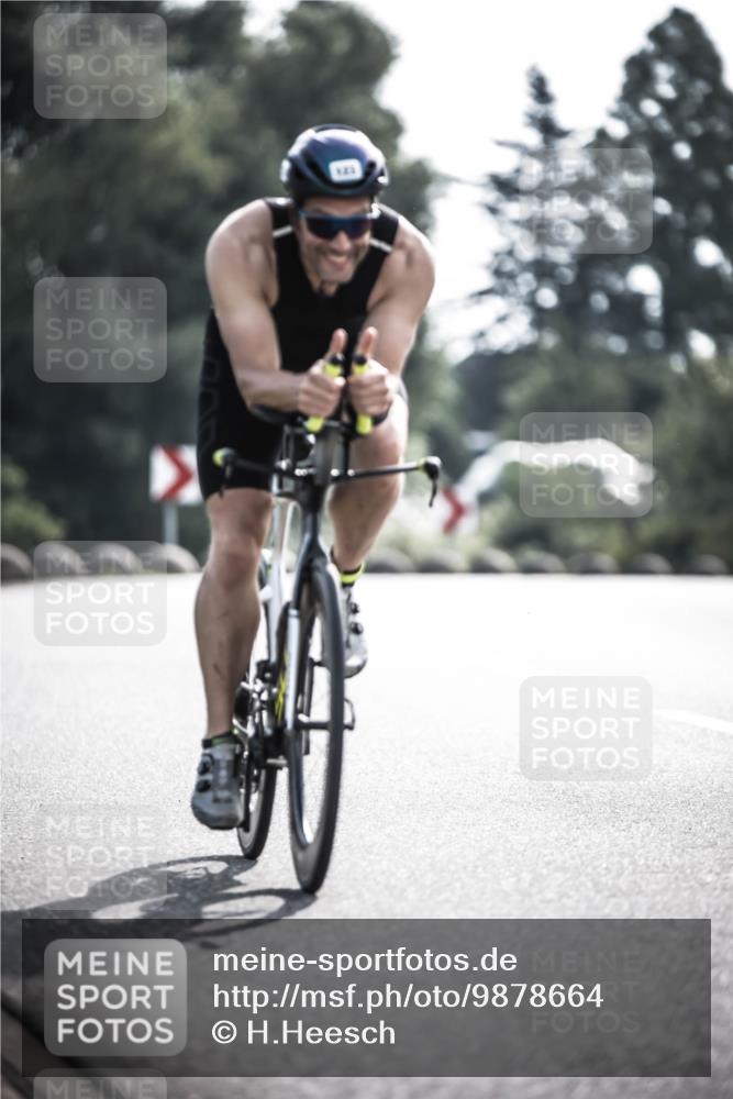 21.06.2026 - 29. Vierlanden-Triathlon H.Heesch http://msf.ph/oto/9878664 21.06.2026 09:08:51 Radfahren 123 meine-sportfotos.de