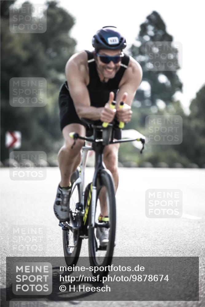 21.06.2026 - 29. Vierlanden-Triathlon H.Heesch http://msf.ph/oto/9878674 21.06.2026 09:08:51 Radfahren 123 meine-sportfotos.de