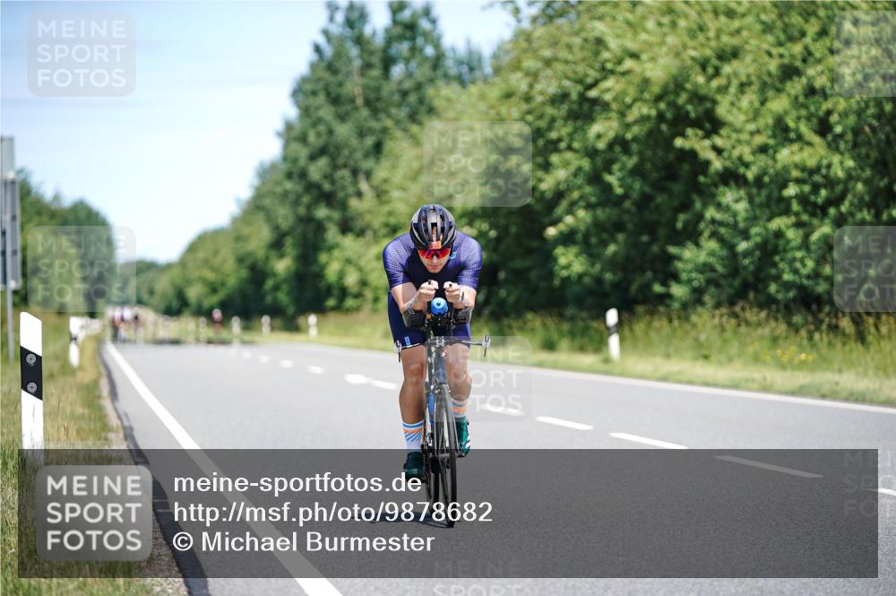 21.06.2026 - Viking Triathlon Michael Burmester http://msf.ph/oto/9878682 21.06.2026 13:08:59 Radfahren 135, 207, 262, 439, 504 meine-sportfotos.de