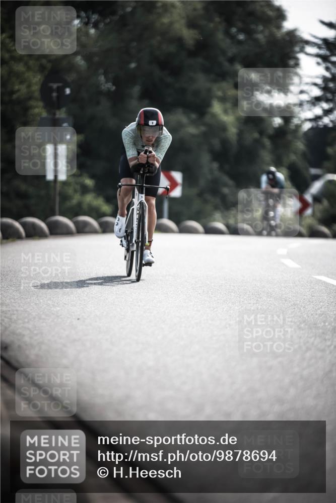 21.06.2026 - 29. Vierlanden-Triathlon H.Heesch http://msf.ph/oto/9878694 21.06.2026 09:09:07 Radfahren 2, 16, 36, 41 meine-sportfotos.de