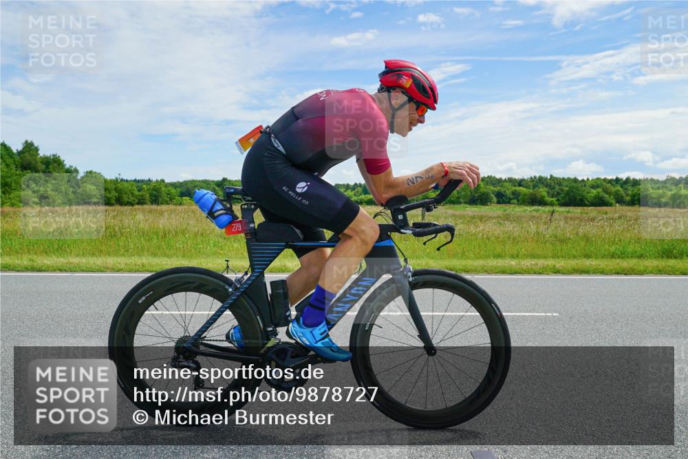 21.06.2026 - Viking Triathlon Michael Burmester http://msf.ph/oto/9878727 21.06.2026 12:22:39 Radfahren 94, 132, 134, 142, 158, 279, 329, 442, 523, 577, 630 meine-sportfotos.de