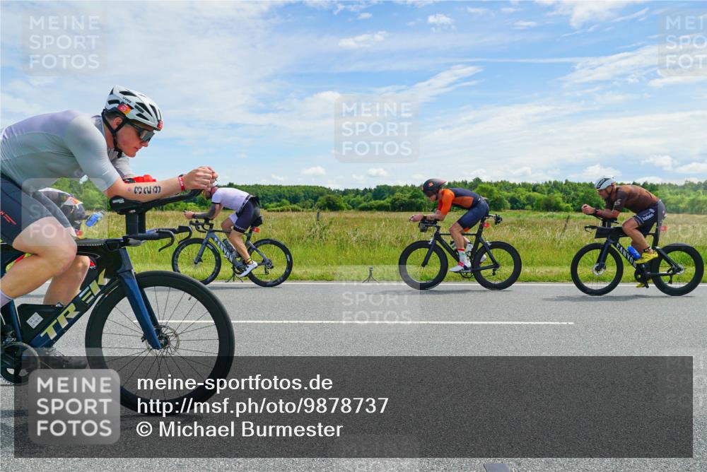 21.06.2026 - Viking Triathlon Michael Burmester http://msf.ph/oto/9878737 21.06.2026 12:22:44 Radfahren 132, 134, 142, 158, 279, 329, 436, 442, 577, 630 meine-sportfotos.de