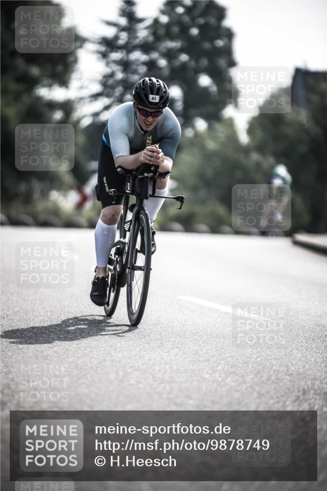 21.06.2026 - 29. Vierlanden-Triathlon H.Heesch http://msf.ph/oto/9878749 21.06.2026 09:09:12 Radfahren 41, 212 meine-sportfotos.de