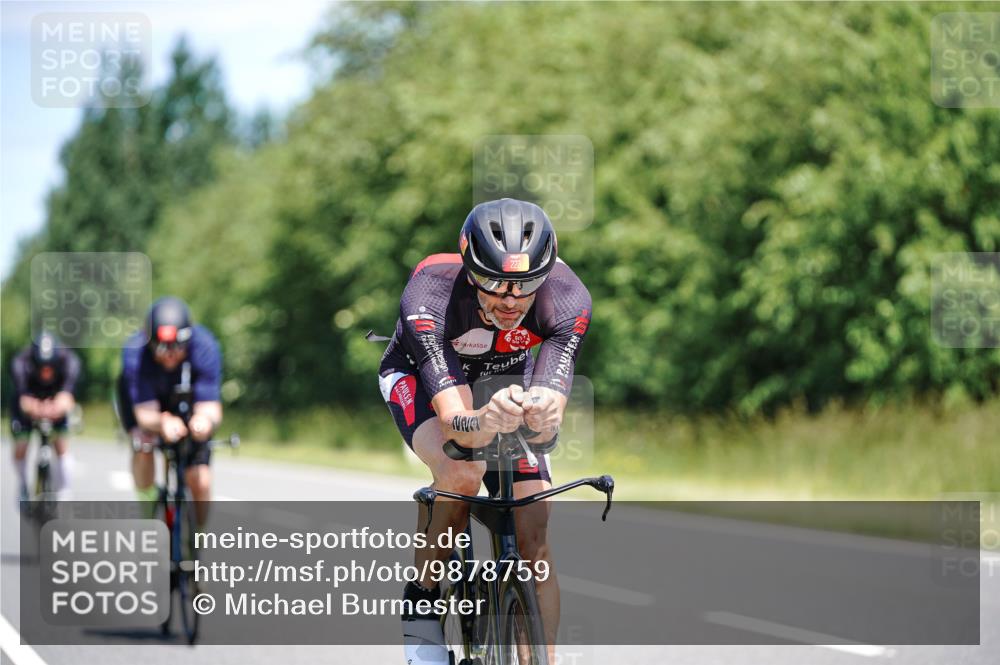 21.06.2026 - Viking Triathlon Michael Burmester http://msf.ph/oto/9878759 21.06.2026 13:09:28 Radfahren 223, 388, 563, 602, 632, 656 meine-sportfotos.de