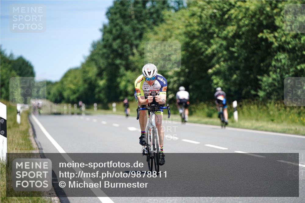 21.06.2026 - Viking Triathlon Michael Burmester http://msf.ph/oto/9878811 21.06.2026 13:09:41 Radfahren 563, 605, 632 meine-sportfotos.de