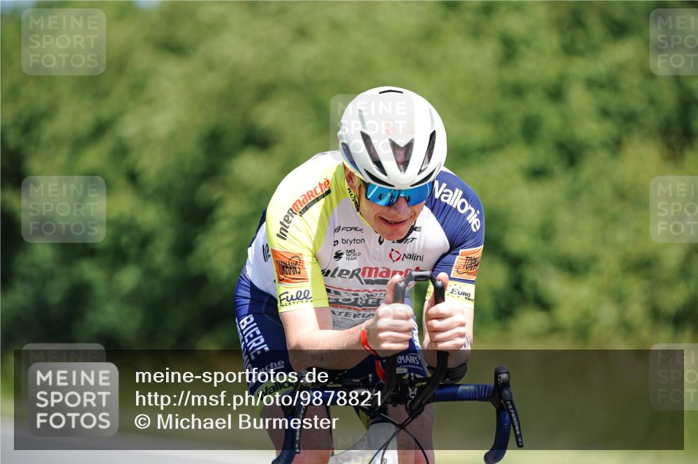 21.06.2026 - Viking Triathlon Michael Burmester http://msf.ph/oto/9878821 21.06.2026 13:09:43 Radfahren 605, 632 meine-sportfotos.de