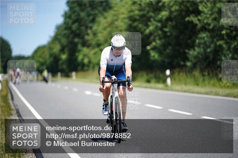 21.06.2026 - Viking Triathlon Michael Burmester http://msf.ph/oto/9878852 21.06.2026 13:10:31 Radfahren 178, 178, 339 meine-sportfotos.de