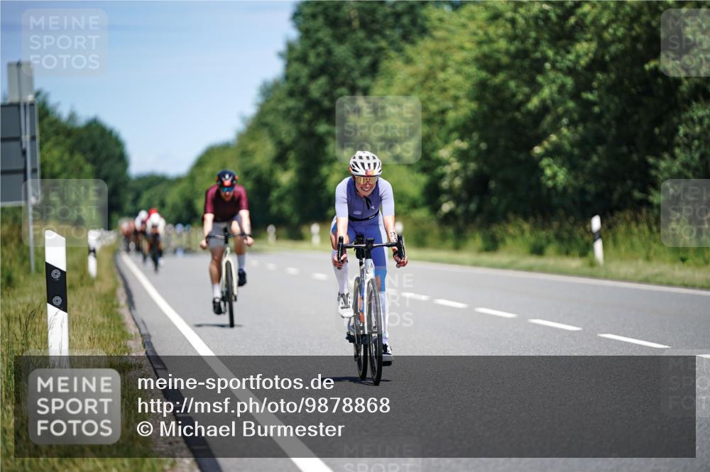 21.06.2026 - Viking Triathlon Michael Burmester http://msf.ph/oto/9878868 21.06.2026 13:10:43 Radfahren 178, 258, 306, 339 meine-sportfotos.de