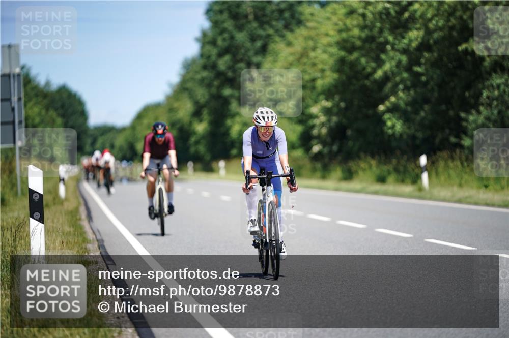 21.06.2026 - Viking Triathlon Michael Burmester http://msf.ph/oto/9878873 21.06.2026 13:10:43 Radfahren 178, 258, 306, 339 meine-sportfotos.de