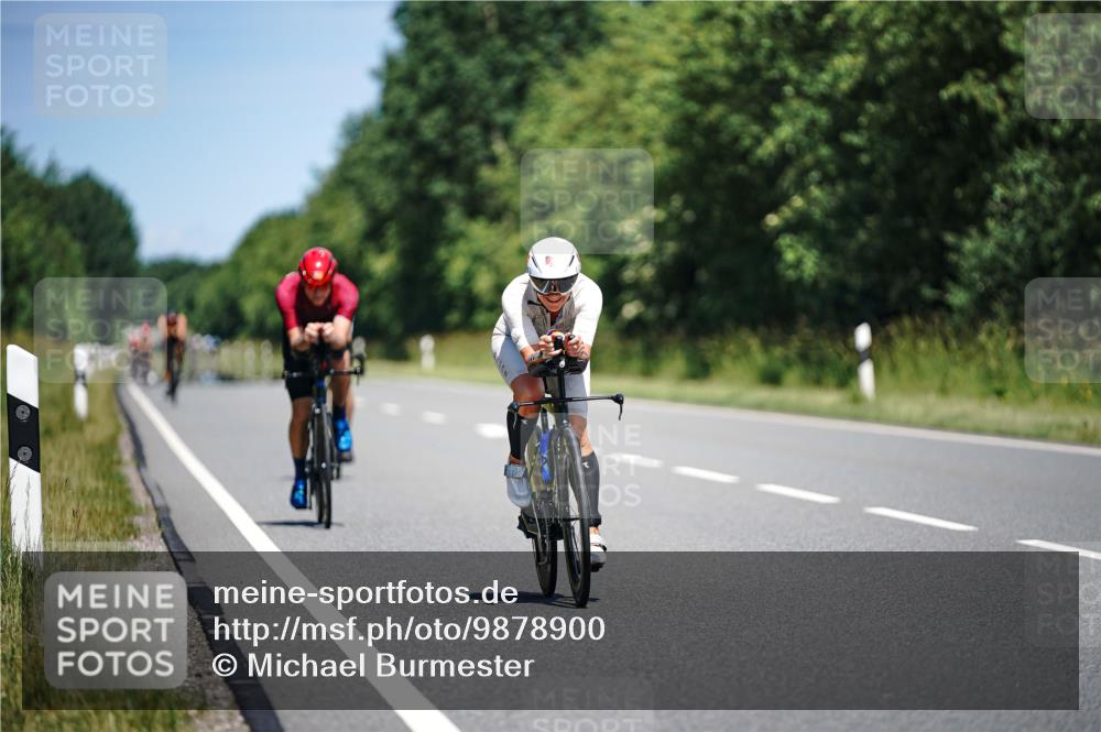 21.06.2026 - Viking Triathlon Michael Burmester http://msf.ph/oto/9878900 21.06.2026 13:10:51 Radfahren 178, 258, 306, 353 meine-sportfotos.de
