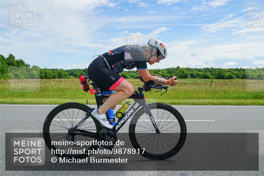 21.06.2026 - Viking Triathlon Michael Burmester http://msf.ph/oto/9878917 21.06.2026 12:24:24 Radfahren 164, 357, 358, 362, 660 meine-sportfotos.de