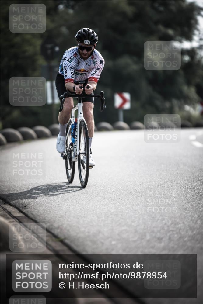 21.06.2026 - 29. Vierlanden-Triathlon H.Heesch http://msf.ph/oto/9878954 21.06.2026 09:10:13 Radfahren 3, 114, 211 meine-sportfotos.de