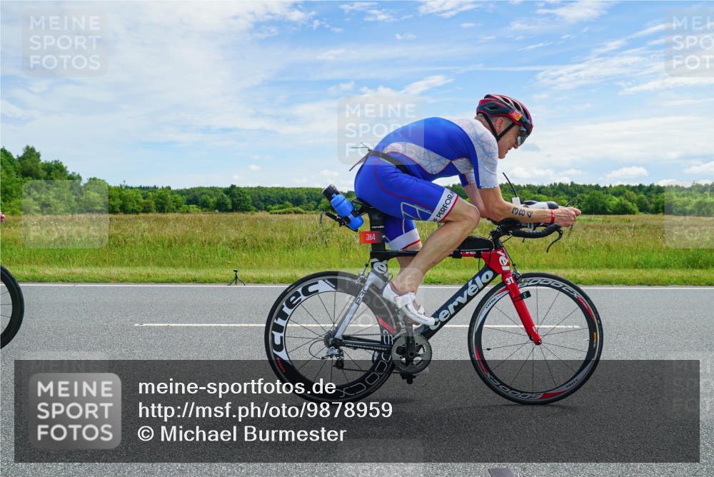21.06.2026 - Viking Triathlon Michael Burmester http://msf.ph/oto/9878959 21.06.2026 12:24:48 Radfahren 54, 176, 208, 350, 352, 362, 494, 660 meine-sportfotos.de