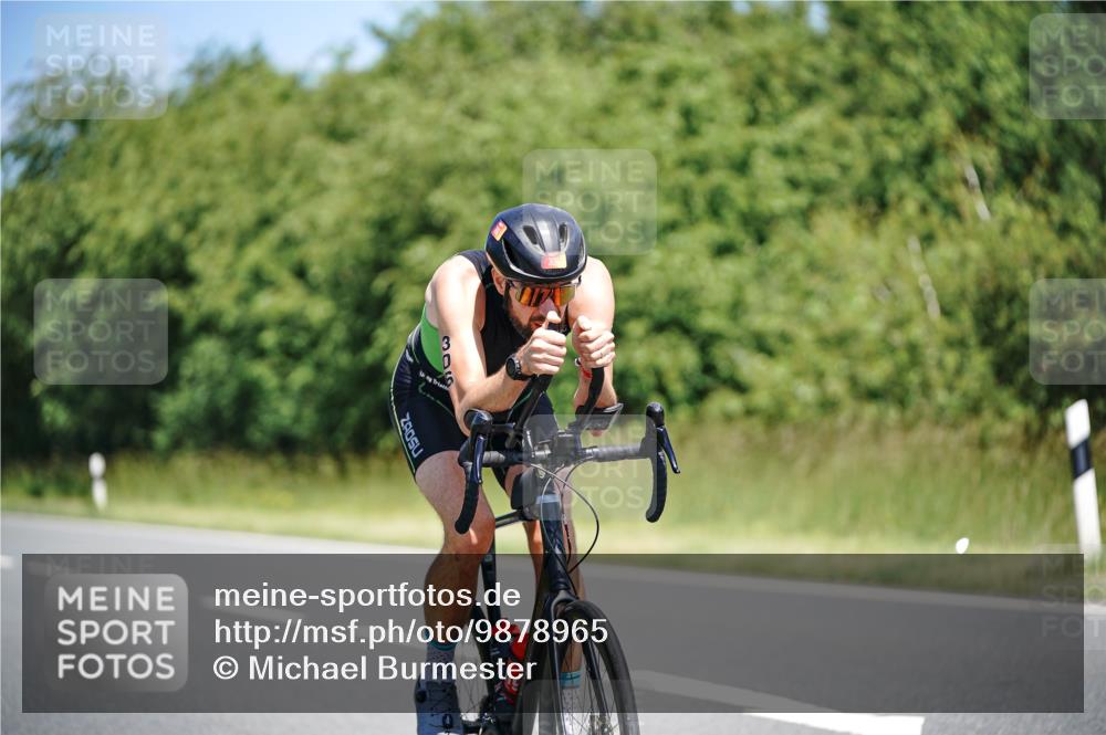 21.06.2026 - Viking Triathlon Michael Burmester http://msf.ph/oto/9878965 21.06.2026 13:11:02 Radfahren 258, 306, 341, 353, 424, 561 meine-sportfotos.de