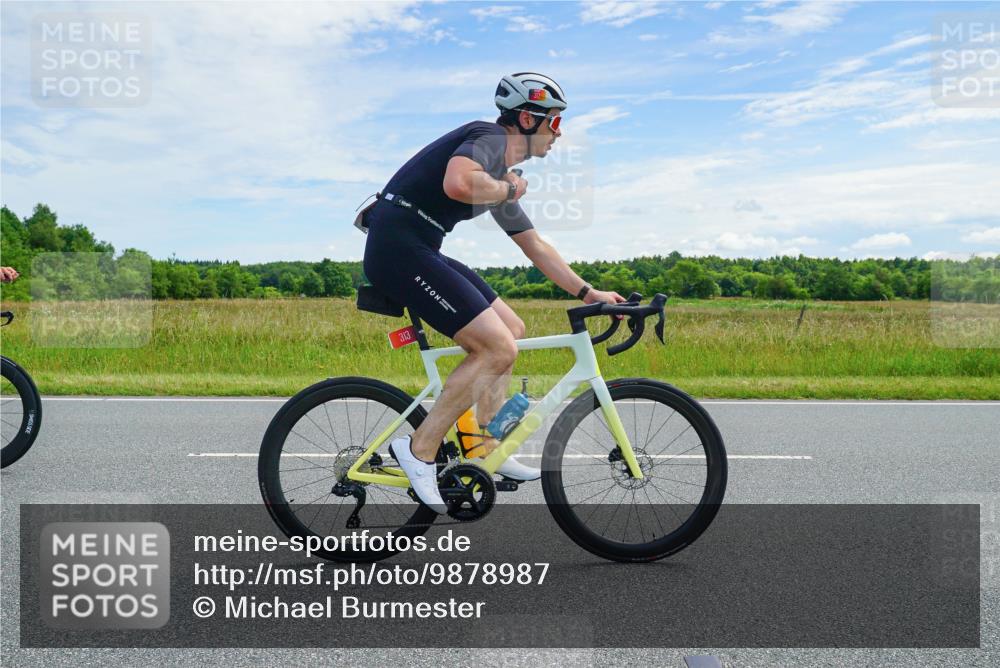 21.06.2026 - Viking Triathlon Michael Burmester http://msf.ph/oto/9878987 21.06.2026 12:25:03 Radfahren 48, 91, 166, 173, 176, 179, 206, 306, 313, 348, 565, 608 meine-sportfotos.de