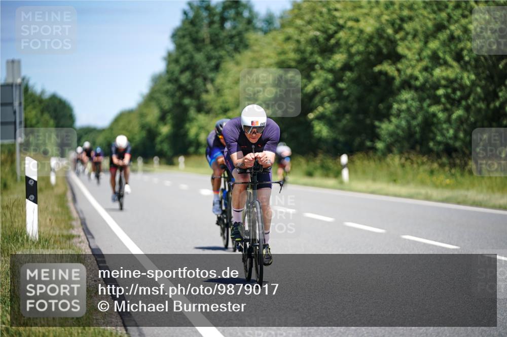 21.06.2026 - Viking Triathlon Michael Burmester http://msf.ph/oto/9879017 21.06.2026 13:11:18 Radfahren 313, 341, 353, 424, 470, 561 meine-sportfotos.de