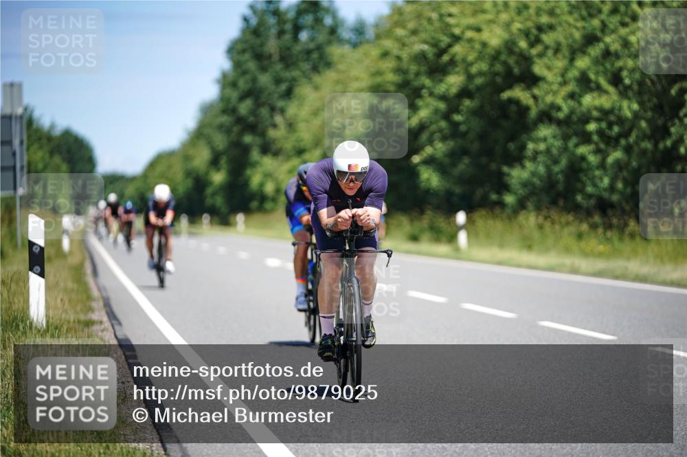 21.06.2026 - Viking Triathlon Michael Burmester http://msf.ph/oto/9879025 21.06.2026 13:11:18 Radfahren 313, 341, 353, 424, 470, 561 meine-sportfotos.de
